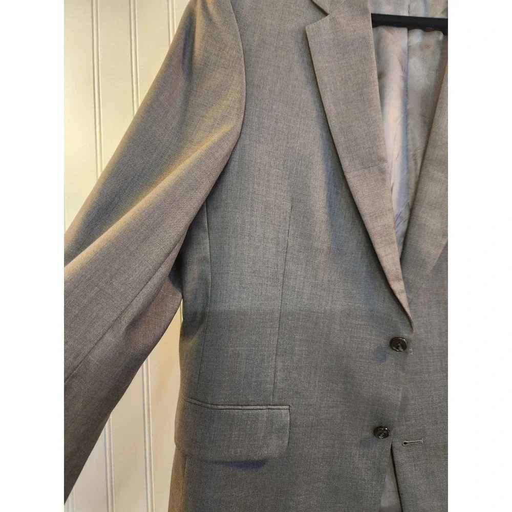 Jos A Banks‎ Men's Gray Wool Silk Sport Coat Size 44 Reg Classic Career Office